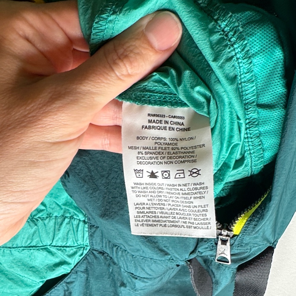 Jordan Winter Utility Women's Dress Size small DD0188-300 Green Block Zip Front - Picture 10 of 13